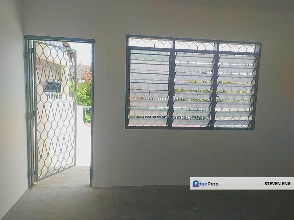 Bercham, Ipoh Double Storey @ Taman Cahaya Bercham Renovated and Fully Extended, Perak, Ipoh