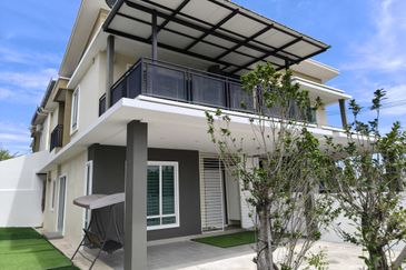 PANORAMA LAPANGAN SAUJANA (GREEN PARK)