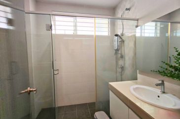 PANORAMA LAPANGAN SAUJANA (GREEN PARK)