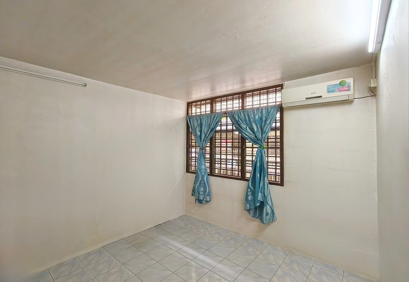 Flat Pakatan Bercham