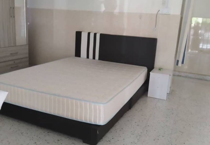 Room For Rent @ Gunung Rapat, Rapat Setia, Ampang (Fully Furnished)