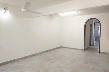 TAMAN CAHAYA BERCHAM