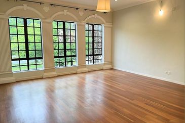 MERU VALLEY RESORT (GOLFVIEW TERRACE)