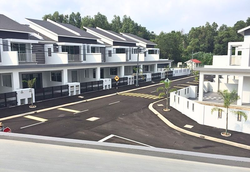 TAMAN GERBANG LAHAT BISTARI