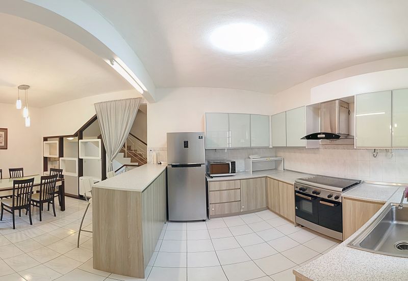 MERU VALLEY RESORT (GOLFVIEW TERRACE)