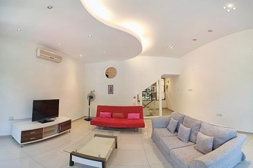 MERU VALLEY RESORT (GOLFVIEW TERRACE)