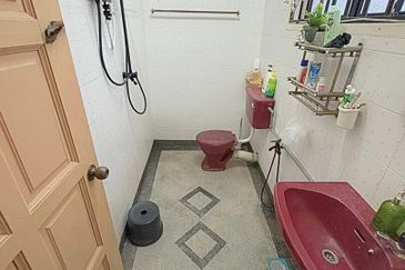 TAMAN ANJUNG BERCHAM INDAH