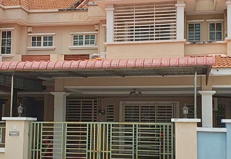 Taman Pengkalan Tiara