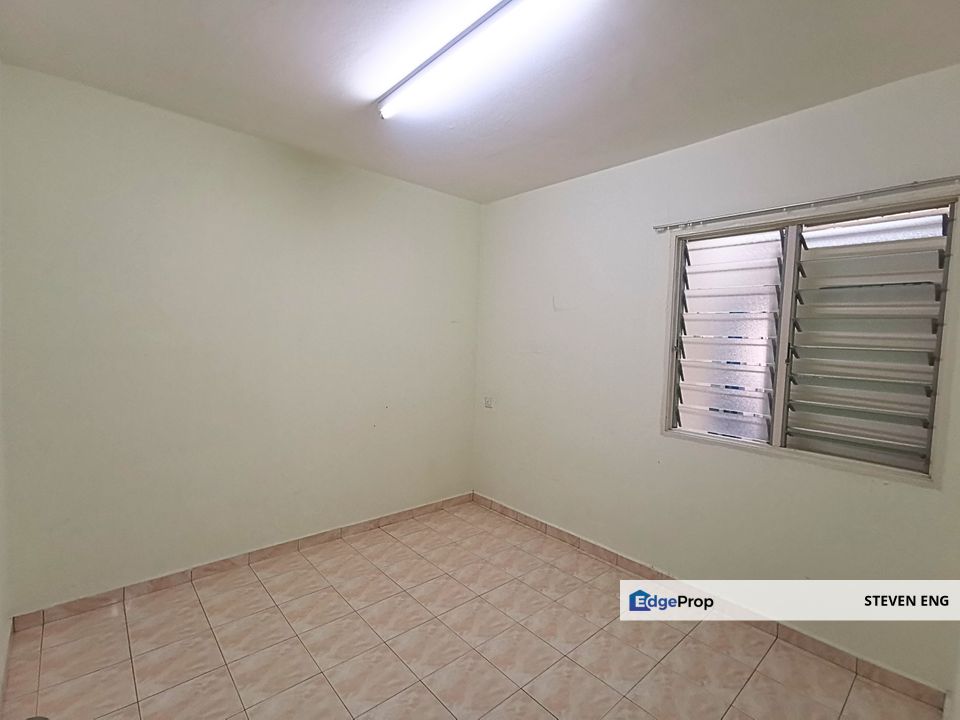 Permai Lake View Apartment 2nd Floor Very Good Condition, Perak, Ipoh