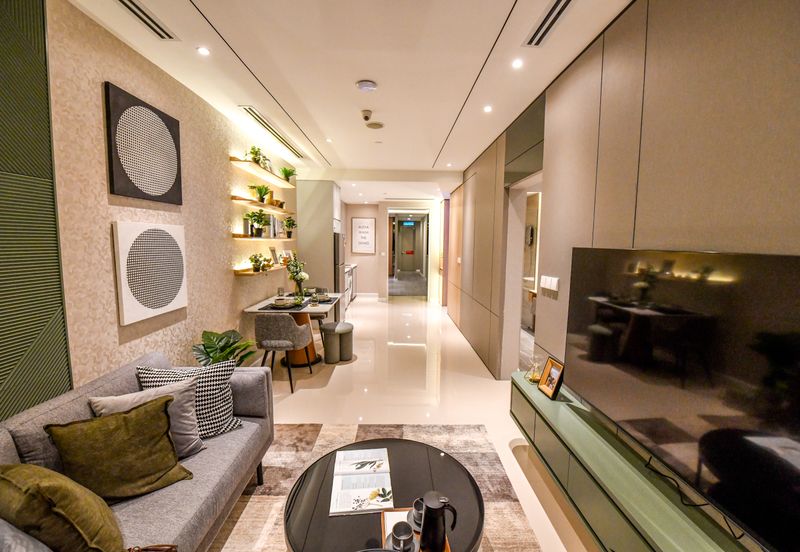 Skyline Kuchai, Located at Kuchai Lama Centre, 400M To MRT 2 & 3, High Rental & ROI, Free Furniture