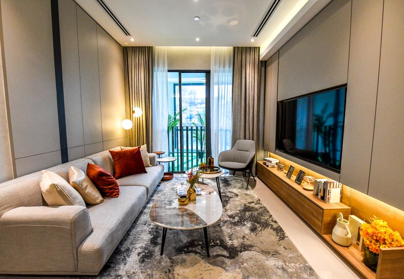 Skyline Kuchai, Located at Kuchai Lama Centre, 400M To MRT 2 & 3, High Rental & ROI, Free Furniture