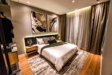 Kuchai Lama Centre, 400M To MRT 2 & 3,High Rental & ROI,Free Furniture