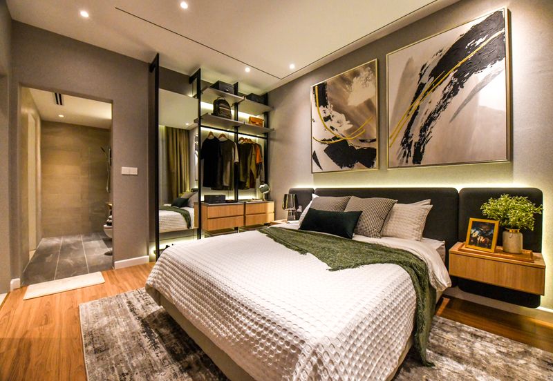 Kuchai Lama Centre, 400M To MRT 2 & 3,High Rental & ROI,Free Furniture