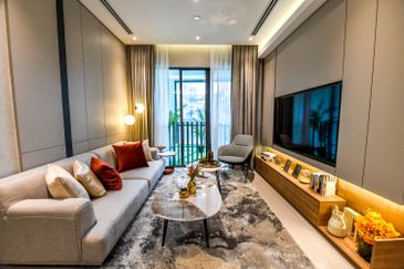 Kuchai Lama Centre, 400M To MRT 2 & 3,High Rental & ROI,Free Furniture