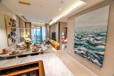 Kuchai Lama Centre, 400M To MRT 2 & 3,High Rental & ROI,Free Furniture