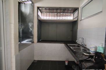 Subang Perdana Goodyear Court 2