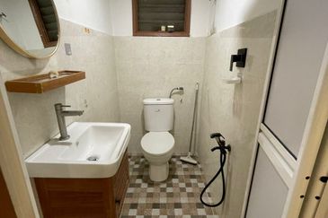 Subang Perdana Goodyear Court 10