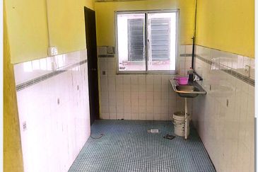 Subang Perdana Goodyear Court 10