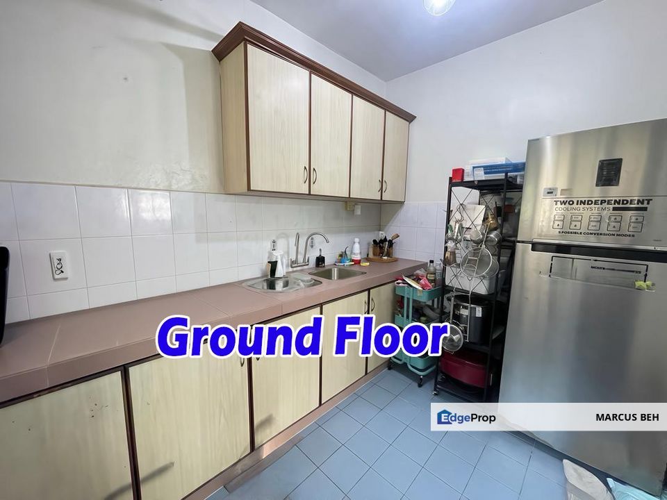 Puchong Town Wawasan | Ground floor unit , Clean & Partly furnished , Sri Penaga, Selangor, Puchong