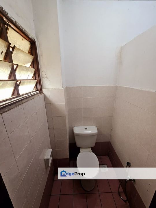 Bandar Puteri Puchong | Sri Dahlia Apt | Bare unit 3 Rooms 4th floor, Selangor, Bandar Puteri Puchong