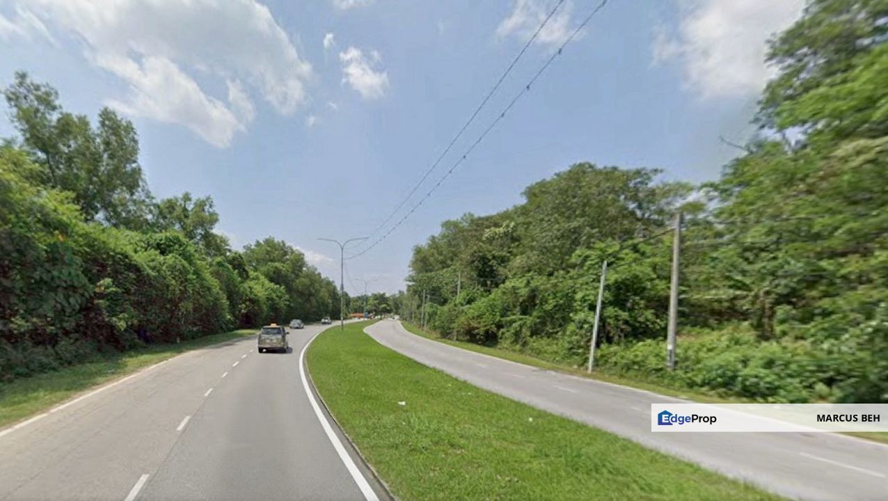 Industrial Land Bukit Beruntung for sale - Converted title Freehold |  facing main road | Good for Factory Development, Selangor, Rawang