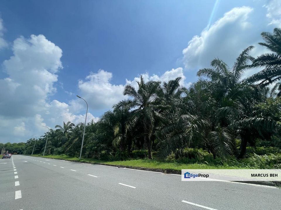 Jenjarom Jalan Sukepi Industrial Zone land for Sale  Freehold 4 acres Tar road access, Selangor, Jenjarom