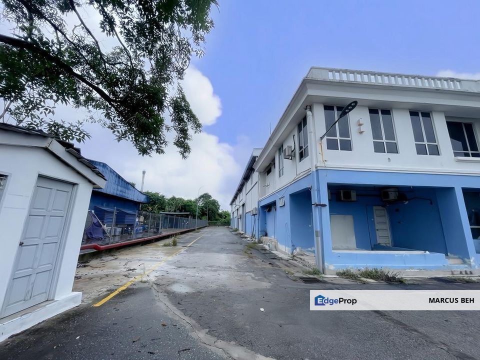 Sec 27 Alam Megah Shah Alam, Big Warehouse for Rent | CF 23k sqft built up, Selangor, Shah Alam