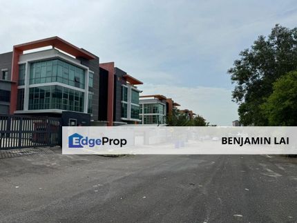 Kawasan Perindustrian Bukit Angkat Kajang 3sty Semi-D For Rent , Selangor, Kajang