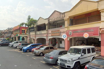 Pusat Perdagangan Seri Kembangan