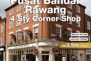 Pusat Bandar Rawang, 4 Sty Corner Shop For Sale/ Rent