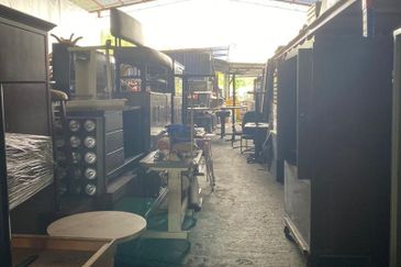 Taman Perindustrian Bukit Kemuning Commercial Land For Sale