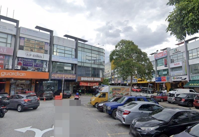 Medan Niaga Tasik Damai,Sungai Besi @ 3 Storey Shoplot For Sale