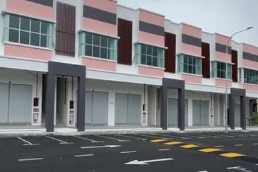 Taman Seroja Rawang 2 Storey Shop Lot for Rent