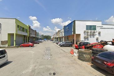 Bandar Pinggiran Subang U5 1.5 Storey Terrace Factory for Rent