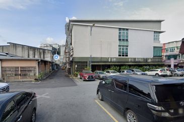 Taman Sri Batu Caves