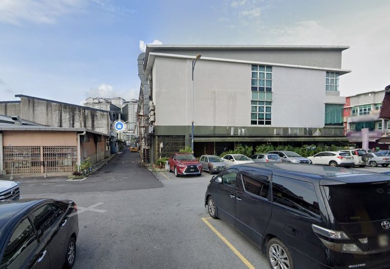 Taman Sri Batu Caves