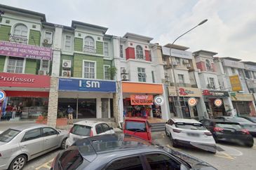 Taipan Business Centre, USJ 10