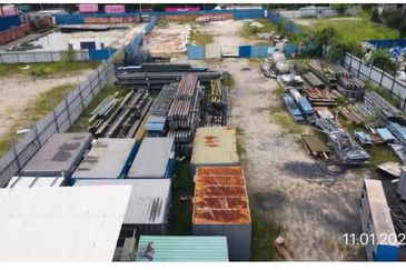 West Port, Pulau Indah