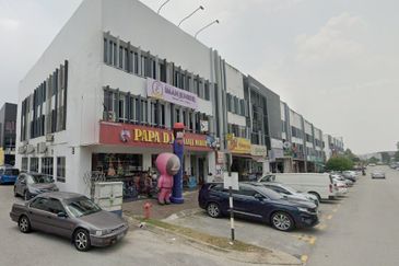 Setia Alam 3 Storey Shoplot For Sale