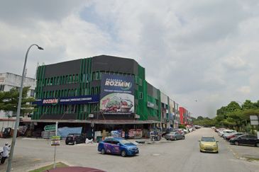 Setia Alam 3 Storey Shoplot For Sale
