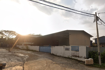 Jalan Bukit Cherakah