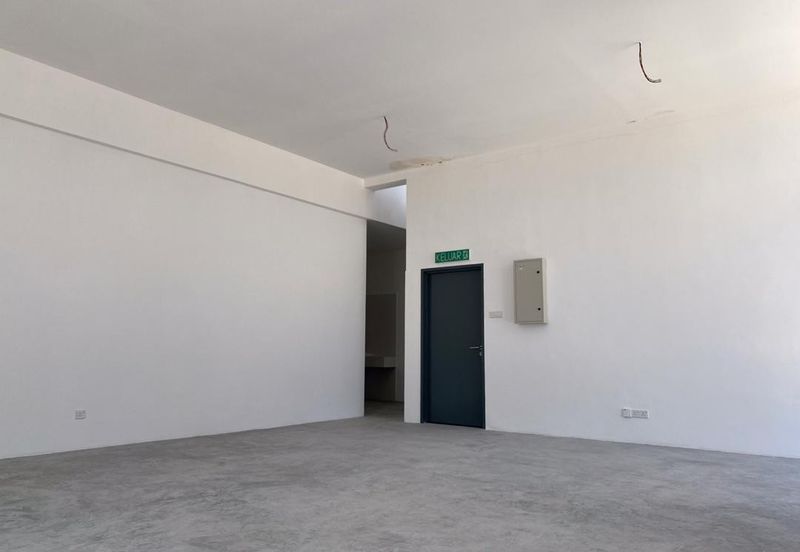 Eco Perindustrian 5, Puncak Alam 1.5 Story Cluster Semi-D Factory For Sale