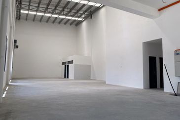 Eco Perindustrian 5, Puncak Alam 1.5 Story Cluster Semi-D Factory For Sale