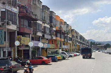 Taman Sri Batu Caves