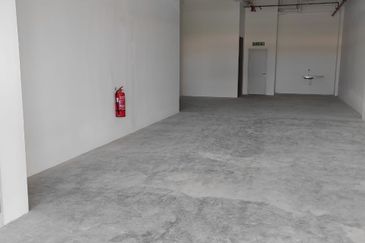 Quayside Shoppes, Amber Residence