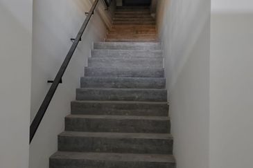 Quayside Shoppes, Amber Residence