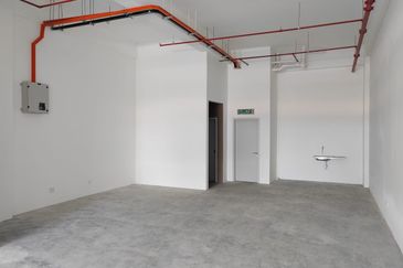 Quayside Shoppes, Amber Residence