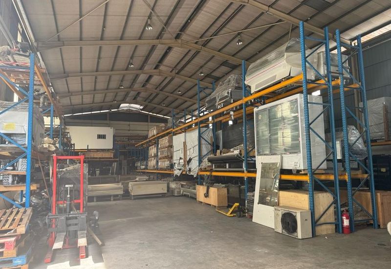 Seksyen U19, Kampung Baru Sungai Buloh Bungalow Factory For Sale