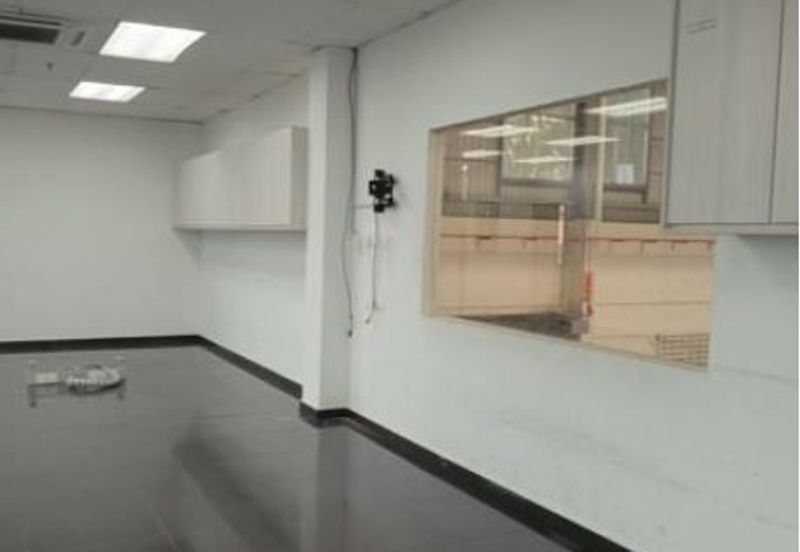 Kawasan Perindustrian Putra, Sungai Buloh 2 Story Detached Factory For Sale