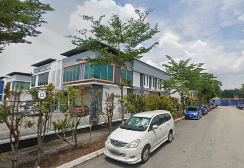Signature Industrial Park, Semenyih 3-Story Semi-D Corporate Factory Corner Lot For Sale